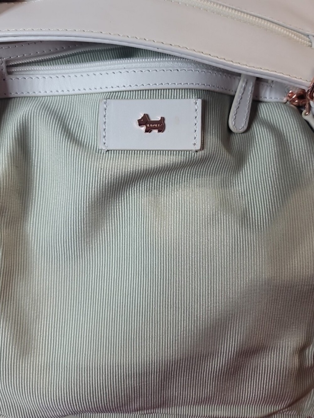 RADLEY LONDON Medium Zip Around Crossbody EUC - Picture 8 of 10